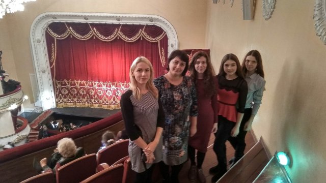 Практичне заняття в Київському національному академічному театрі оперети.