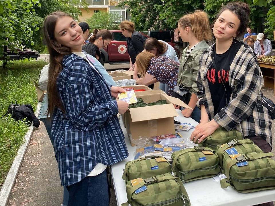 Участь у Волонтерській ініціативі американської благодійної організації «White Stork» («Білий Лелека»)