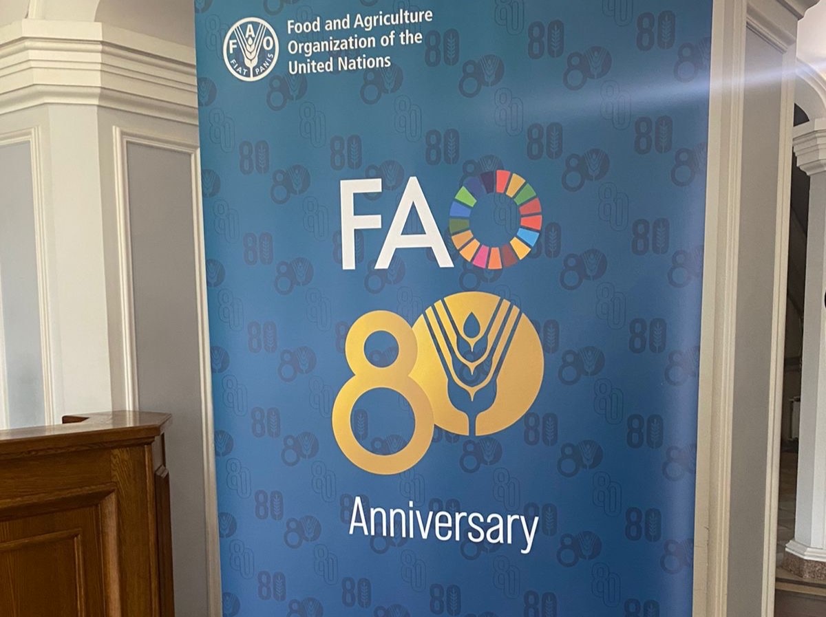 У рамках стажування в МЗС України студентка 4 курсу спеціальності «Міжнародне право» Катерина Резнік відвідала спільний брифінг МЗС України та ФАО У рамках стажування в МЗС України студентка 4 курсу спеціальності «Міжнародне право» Катерина Резнік відвідала спільний брифінг МЗС України та ФАО