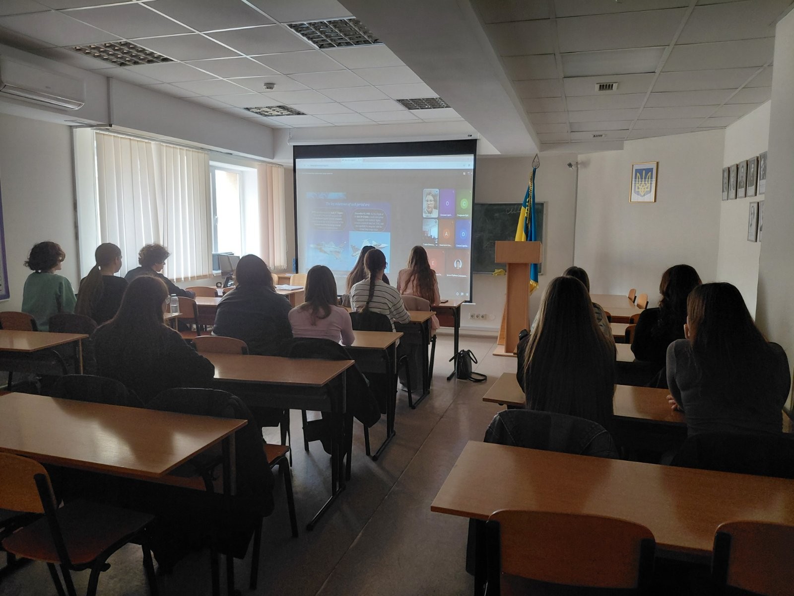 Гостьова лекція експертки з міжнародних відносин Ольги Булгакової про вплив штучного інтелекту на безпеку та геополітику в Європі