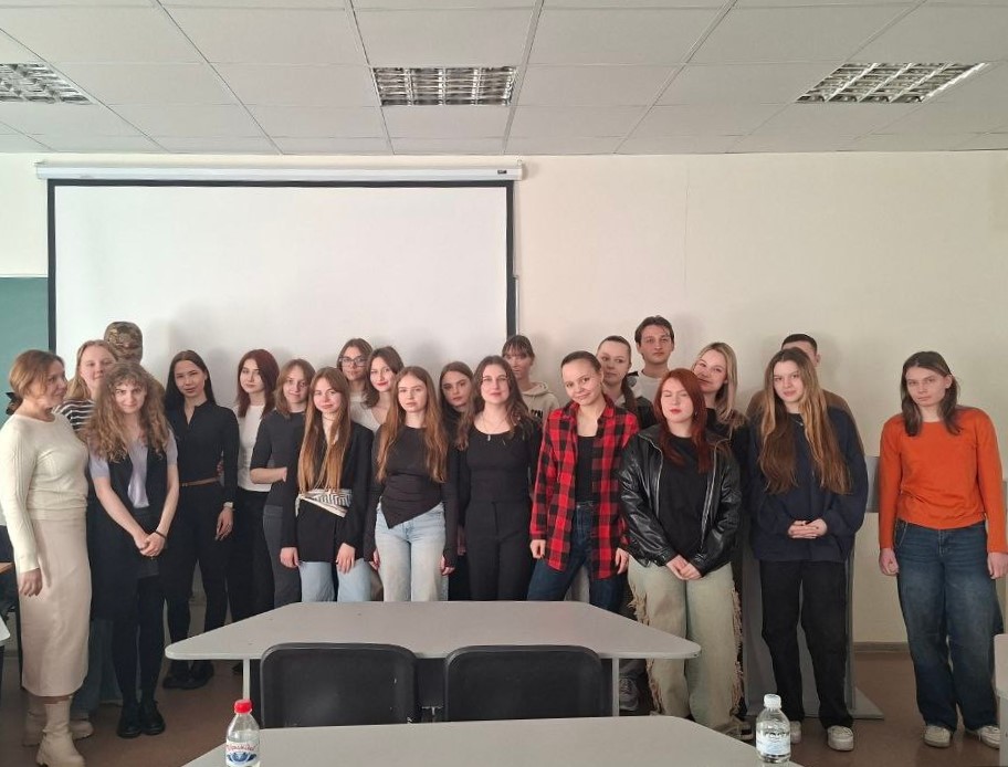 Особливості комунікації в умовах війни: виклики, загрози та правила інформаційної гігієни