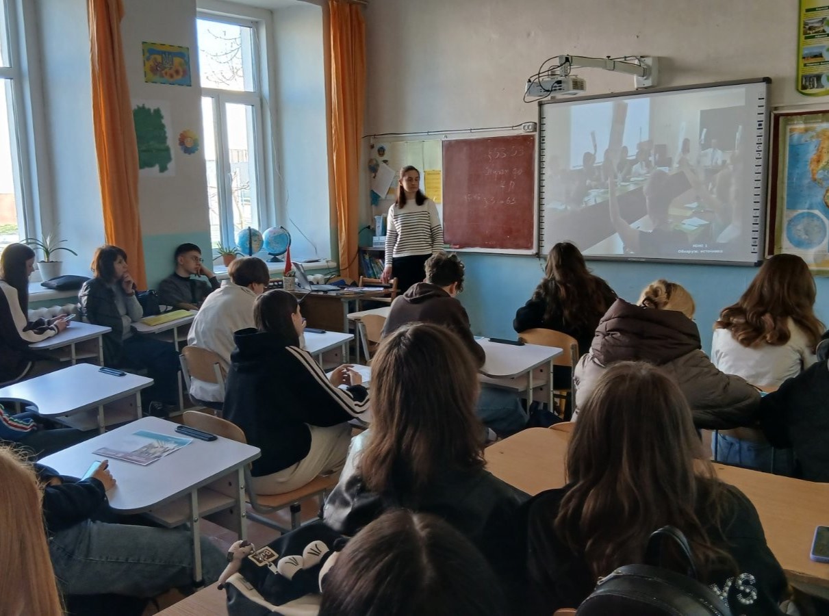 Рекламуємо ФПМВ: профорієнтаційний візит до Радомишльського ліцею №3 Житомирської області