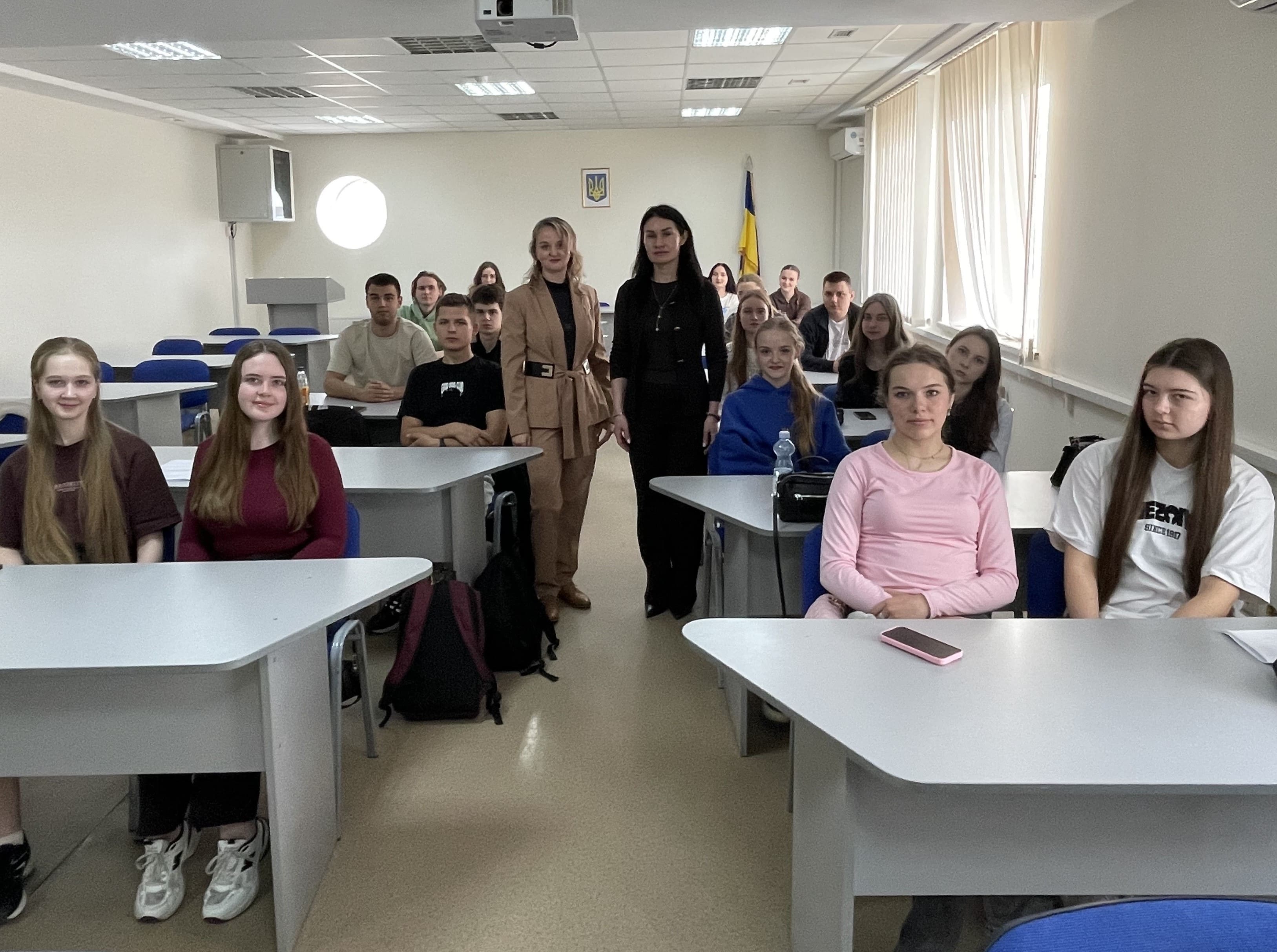 Гостьова лекція з Цивільного права адвокатеси, керуючого партнера Адвокатського бюро Лесі Дубчак Гостьова лекція з Цивільного права адвокатеси, керуючого партнера Адвокатського бюро Лесі Дубчак