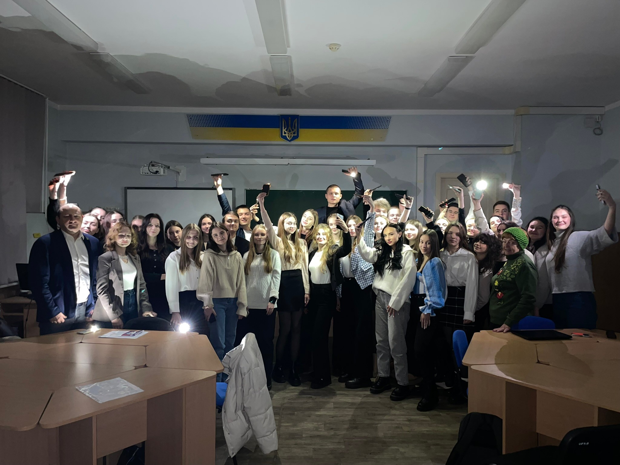 Х Круглий стіл «Права людини в умовах воєнного стану в Україні»: до Тижня права та проголошення Загальної декларації прав людини Х Круглий стіл «Права людини в умовах воєнного стану в Україні»: до Тижня права та проголошення Загальної декларації прав людини